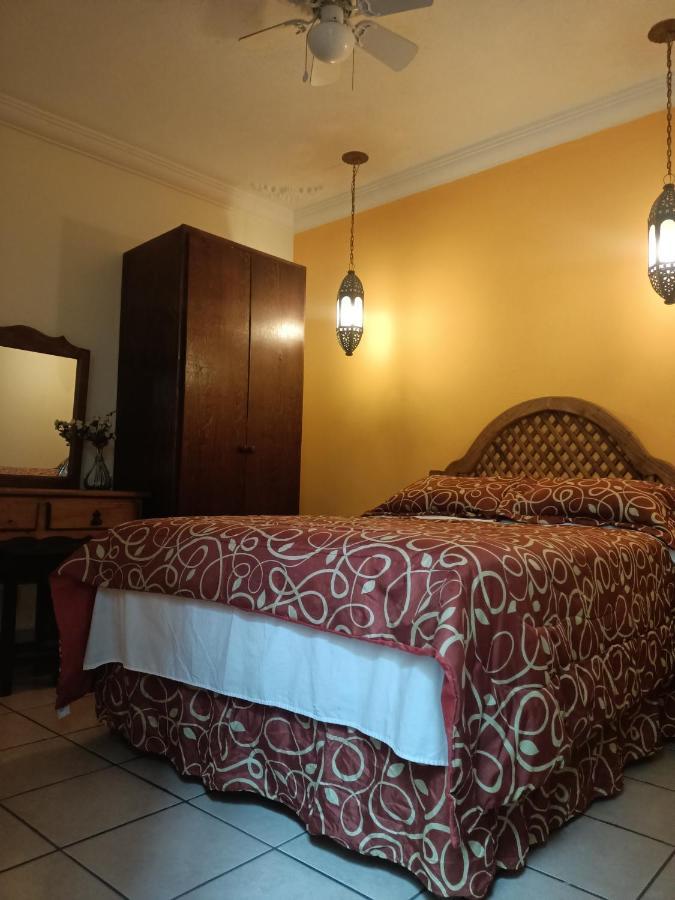 Hotel Posada De La Conspiracion ドローレス・イダルゴ エクステリア 写真
