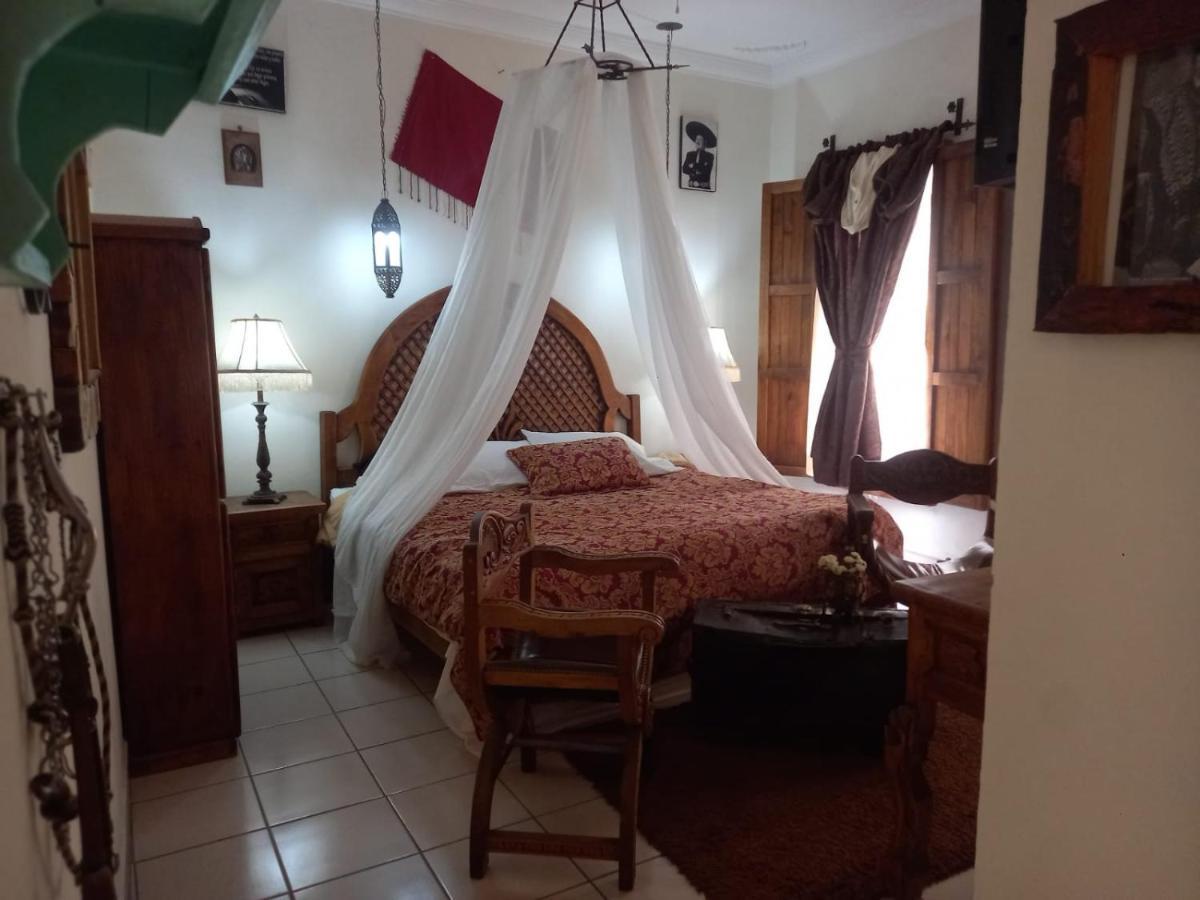 Hotel Posada De La Conspiracion ドローレス・イダルゴ エクステリア 写真